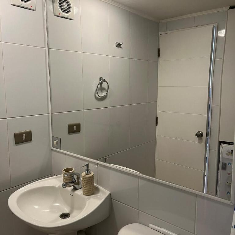 Departamento a pasos del centro y estacionamiento incluido - Apartamento de 2 dormitorios - 28