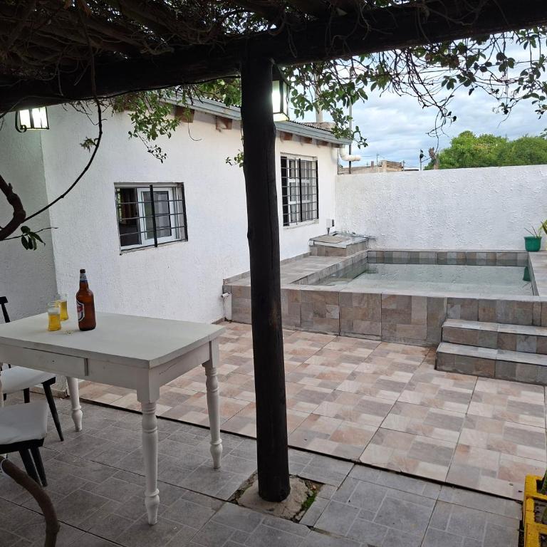 Casa Bianca - Two-Bedroom House - 13