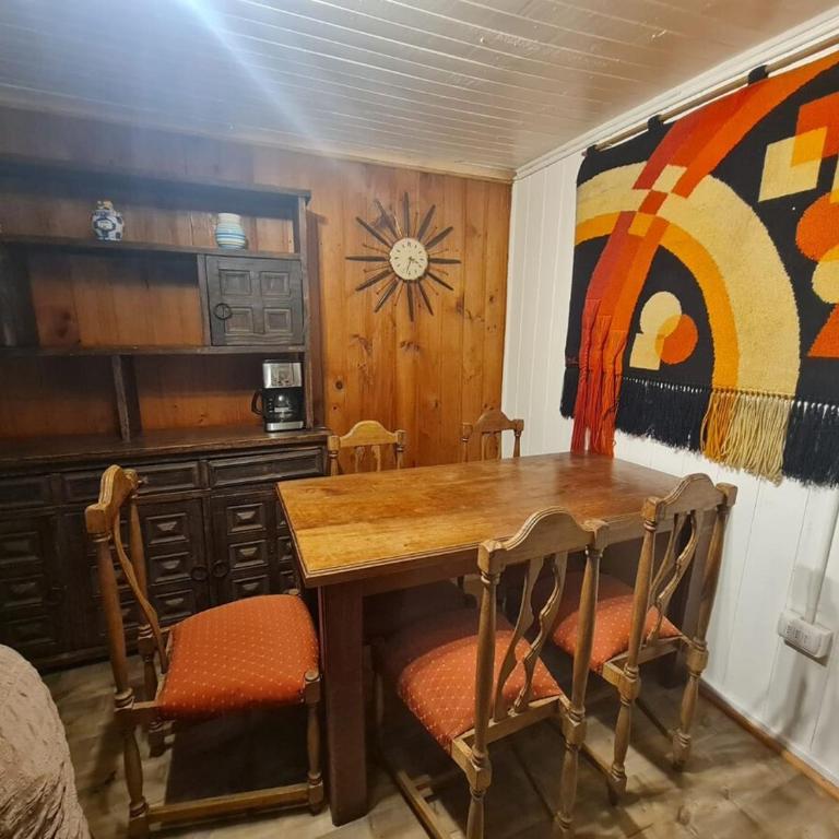 Casa familiar para 8 amplia a pasos Playa, rio y centro - Three-Bedroom House - 19