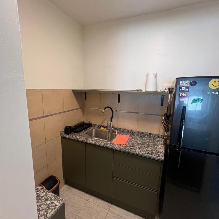 Check and Home - Eves - 2 Huéspedes en la Peatonal - Apartamento de 1 dormitorio - 9