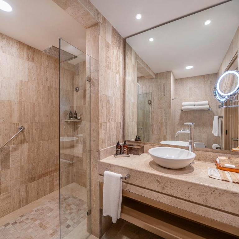 Velas Vallarta Suite Resort All-Inclusive - Familienzimmer mit Doppelbett - 4