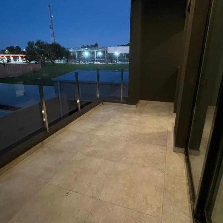 Dúplex con Garage Esperanza - Two-Bedroom House - 13