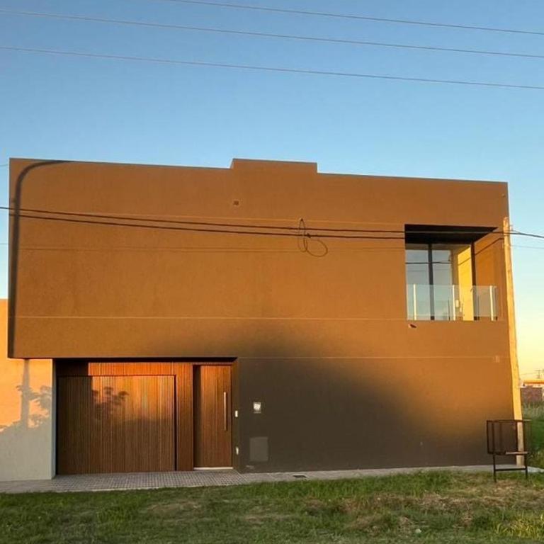 Dúplex con Garage Esperanza - Two-Bedroom House - 2