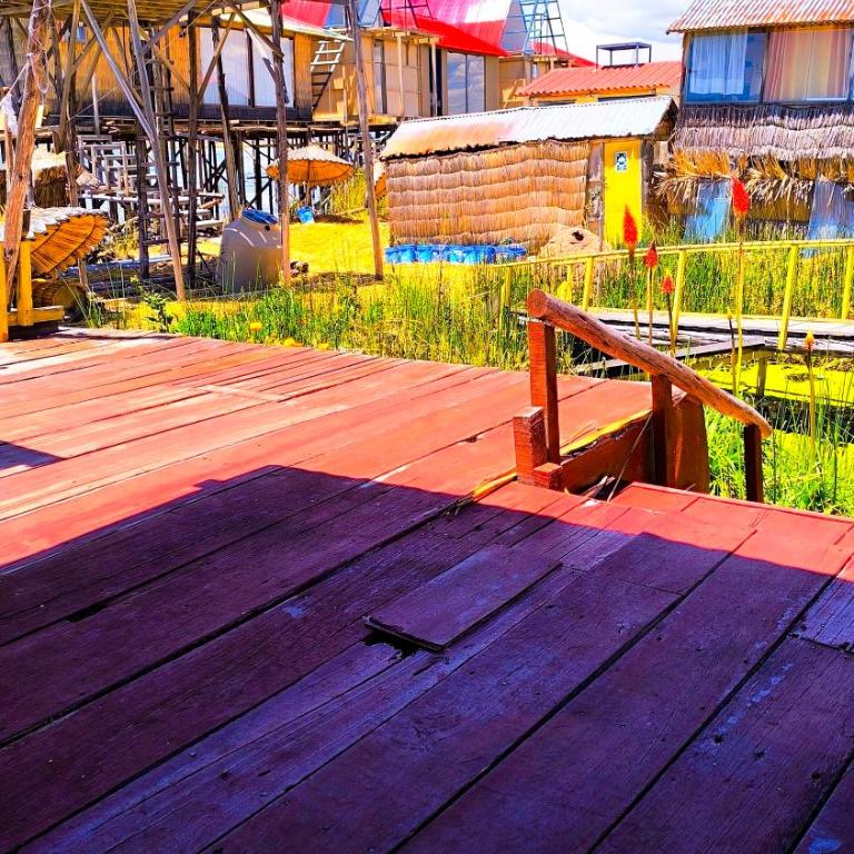 Uros Killa Lodge - Double Room with Lake View - 3
