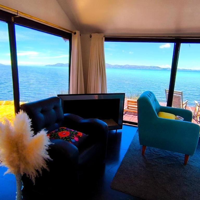 Uros Killa Lodge - Double Room with Lake View - 5