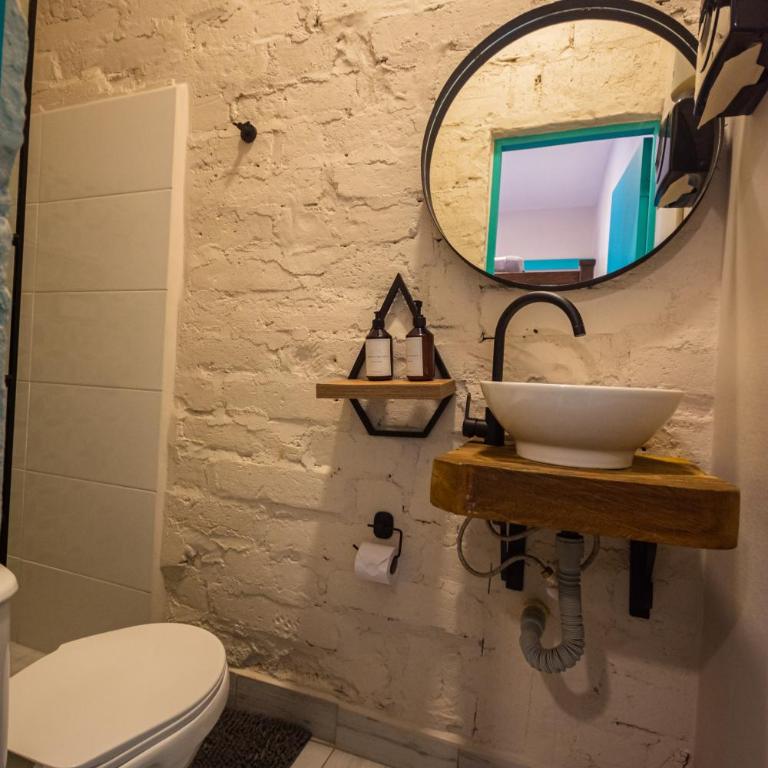 CASA HOTEL LAS HORTENSIAS - Quadruple Room with Private Bathroom - 7