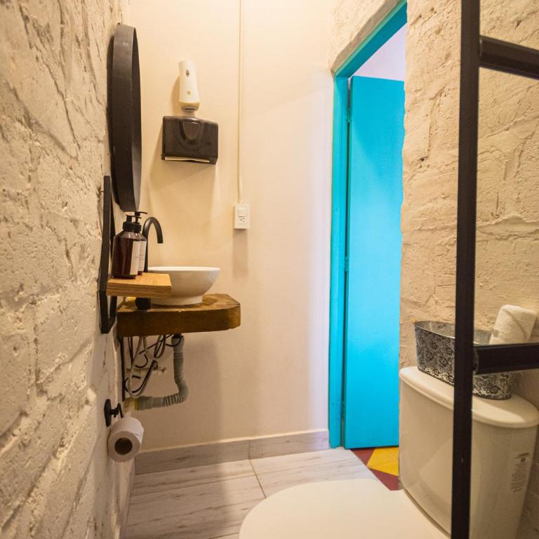 CASA HOTEL LAS HORTENSIAS - Quadruple Room with Private Bathroom - 10