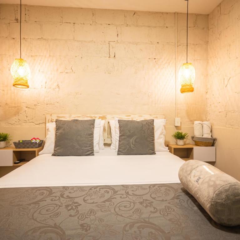 CASA HOTEL LAS HORTENSIAS - Double Room - 11