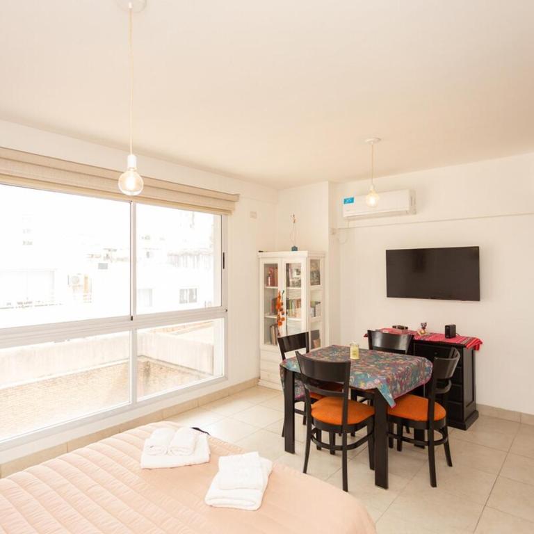 Cálido y luminoso en el centro Buenos Aires - One-Bedroom Apartment - 1