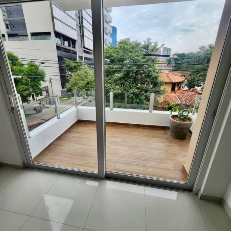 Depto Premium con piscina y cochera a 1 cuadra Shopping del Sol - Two-Bedroom Apartment - 29