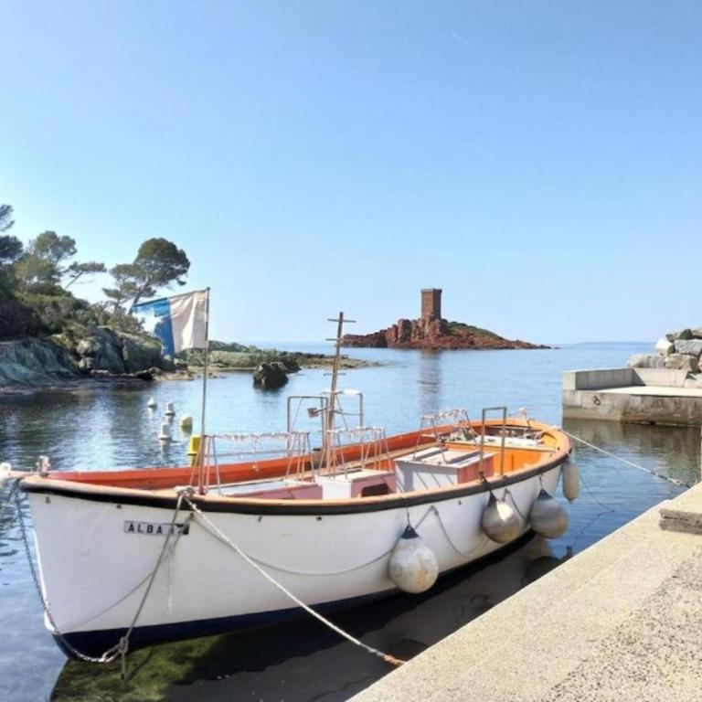 Port-Fréjus T2 Cosy, Plages & Base Nature, Parking - One-Bedroom Apartment - 22