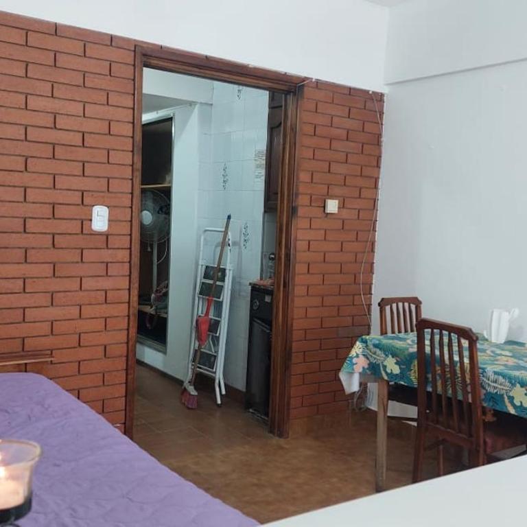 Frente al mar y a 1 cuadra del parque - One-Bedroom Apartment - 2