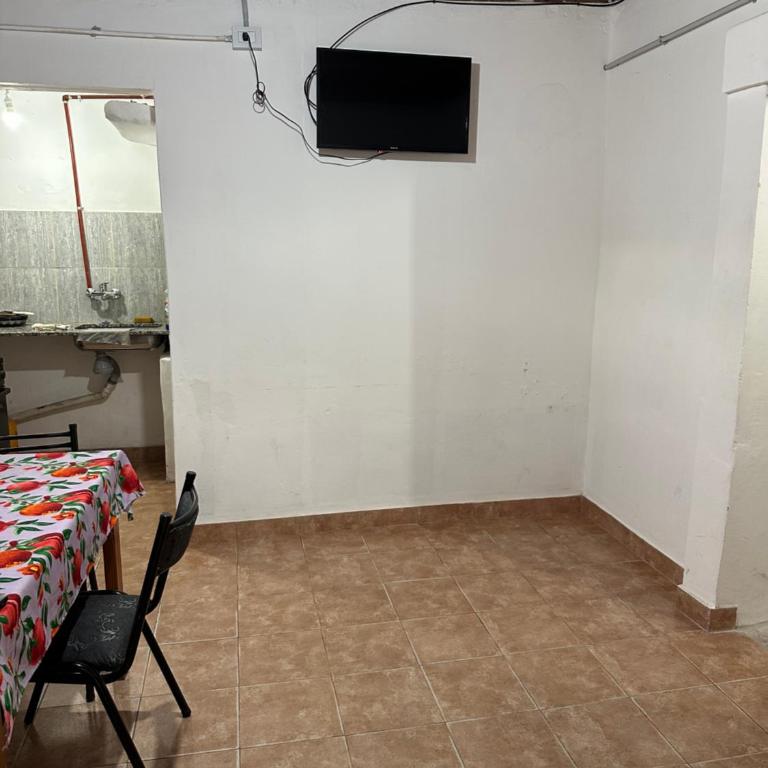 Alojamiento Paz - Two-Bedroom House - 7