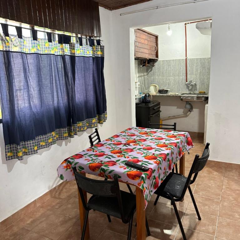 Alojamiento Paz - Two-Bedroom House - 6