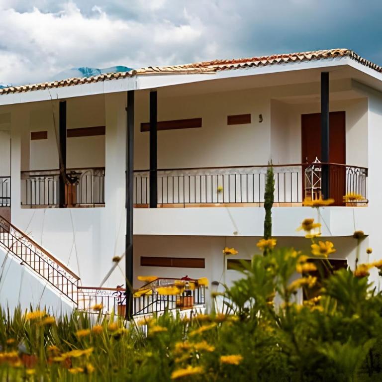 El Solaz Suites By Honnor Living - Deluxe King Suite - 12