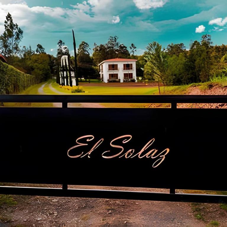 El Solaz Suites By Honnor Living - Deluxe King Suite - 13