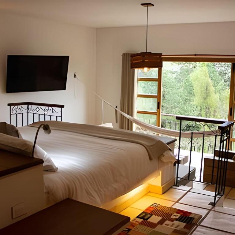 El Solaz Suites By Honnor Living - Deluxe King Suite - 33