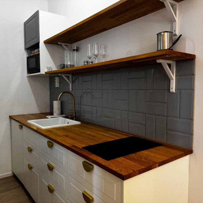 Hirschenhof Apartments - Deluxe Apartment mit 1 Schlafzimmer - 3