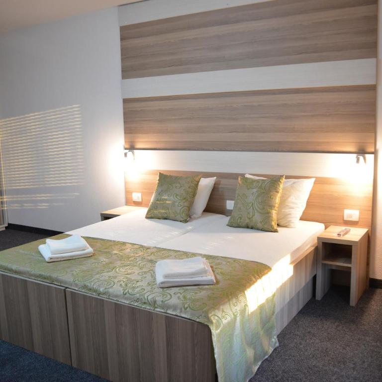 Hotel Rivero A&S - Triple Room - 2