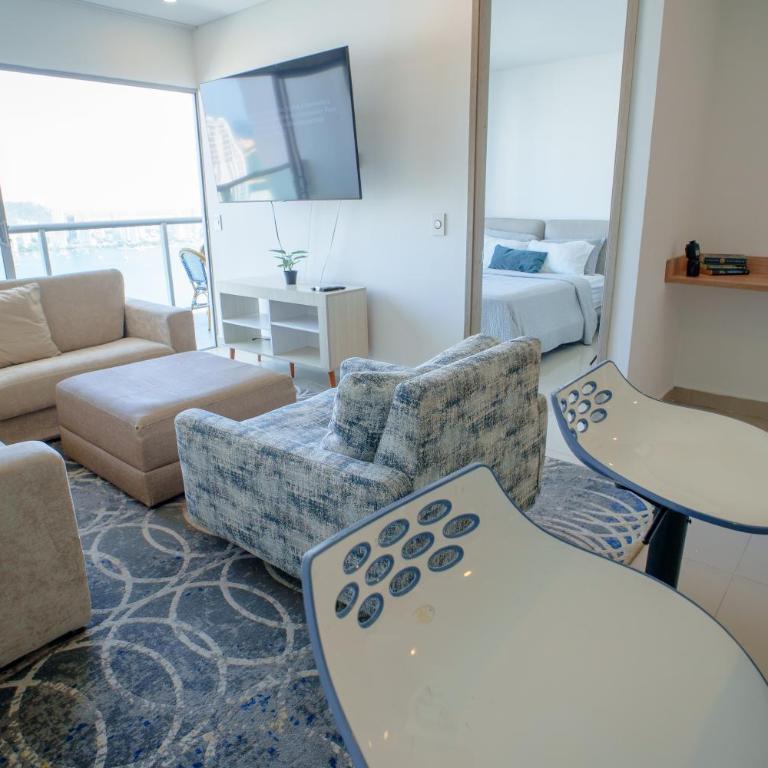 I bedroom infinitum view 32nd floor - One-Bedroom Apartment - 82