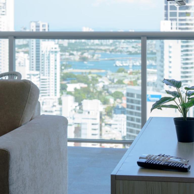 I bedroom infinitum view 32nd floor - One-Bedroom Apartment - 90