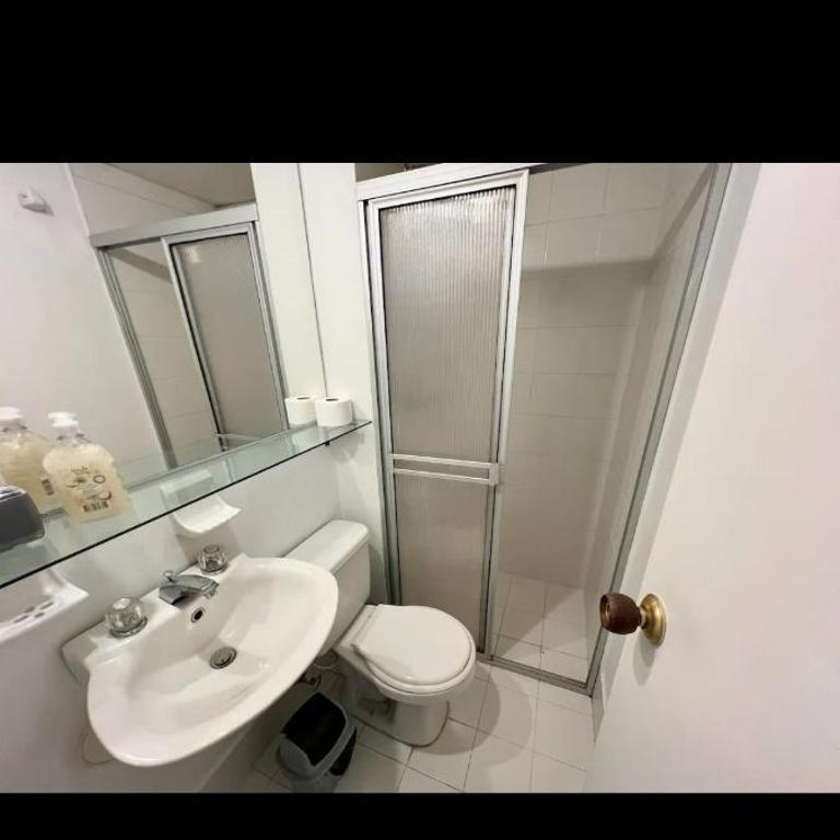 Apartamento en excelente ubicación en el Poblado para renta con estadía mínima de 1 mes - Two-Bedroom Apartment - 7