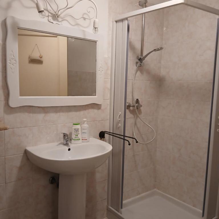 La Casetta Del Dahu - Habitación Triple - 1