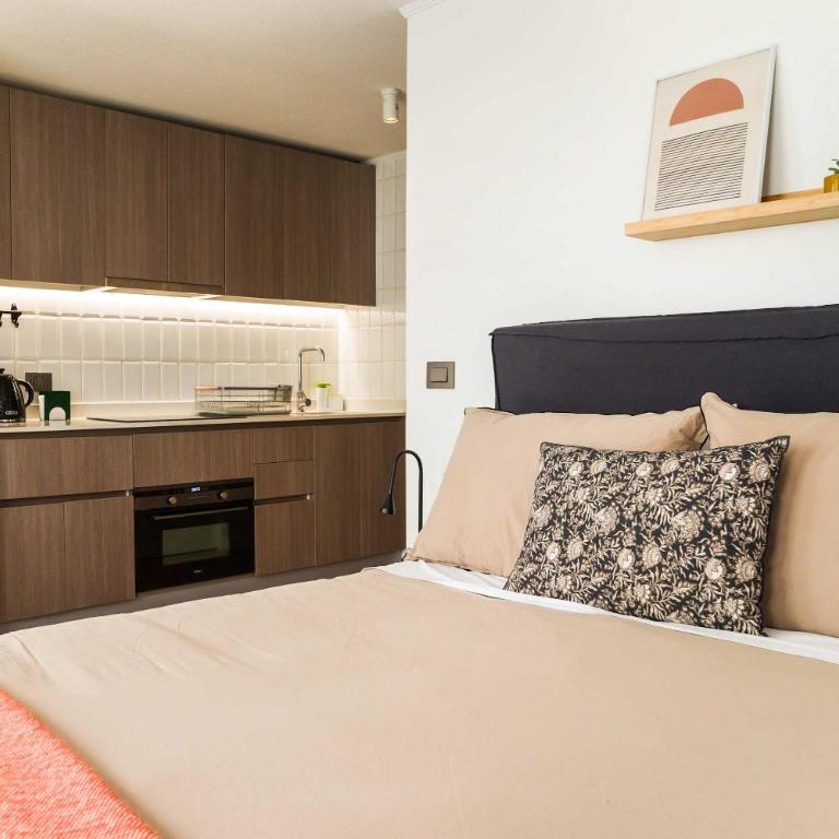 Modern Chic Studio Metro Nunoa Urban Lifestyle - Studio - 2