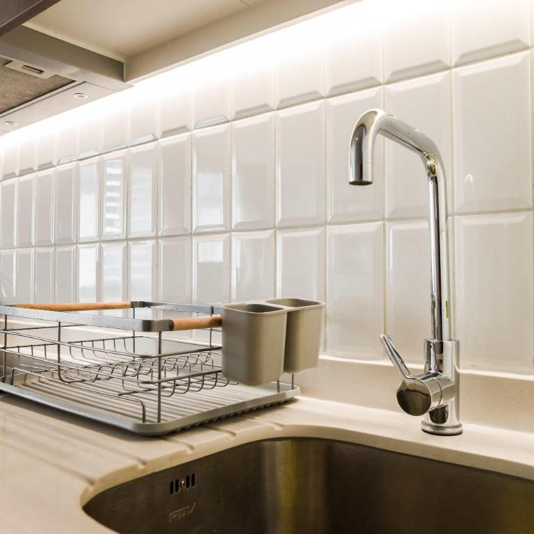 Modern Chic Studio Metro Nunoa Urban Lifestyle - Studio - 12