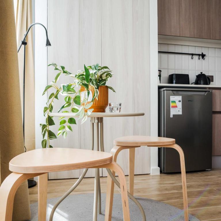 Modern Chic Studio Metro Nunoa Urban Lifestyle - Studio - 9
