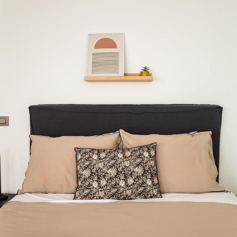 Modern Chic Studio Metro Nunoa Urban Lifestyle - Studio - 18
