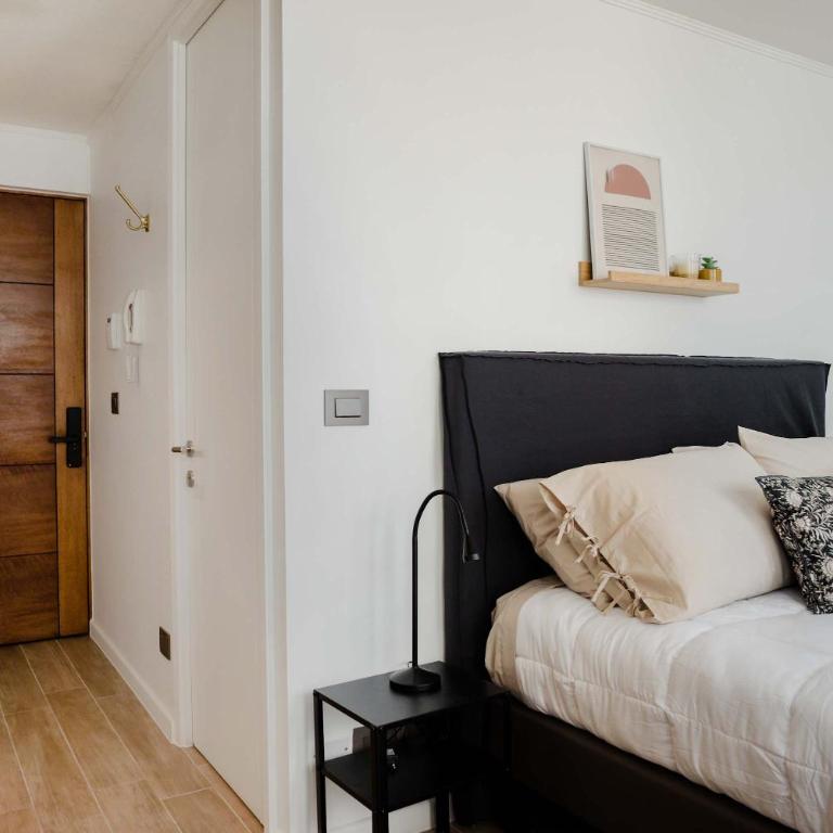 Modern Chic Studio Metro Nunoa Urban Lifestyle - Studio - 33