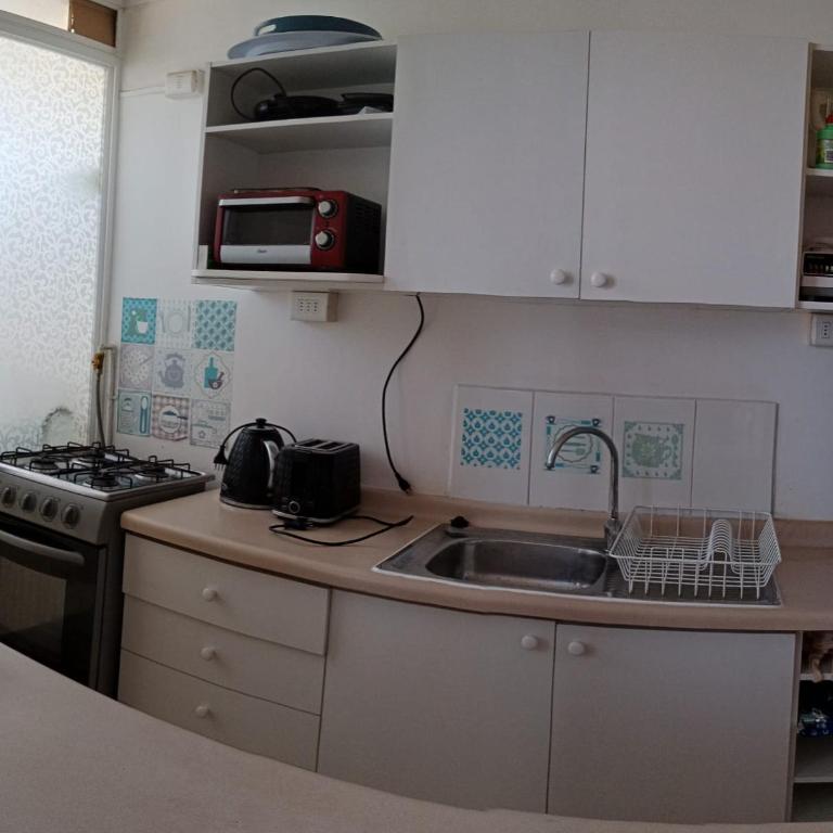 4 piso Sevilla - Three-Bedroom Apartment - 4