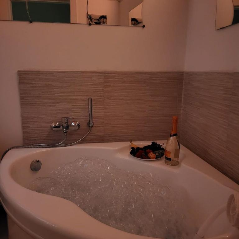 Apulian Dreams - Appartamento con 1 Camera da Letto e Vasca Idromassaggio - 8