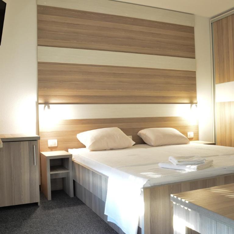 Hotel Rivero A&S - Double Room - 2