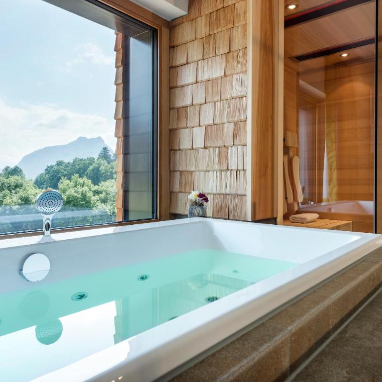 Klosterhof – Alpine Hideaway & Spa - Suite mit Whirlpool - 4