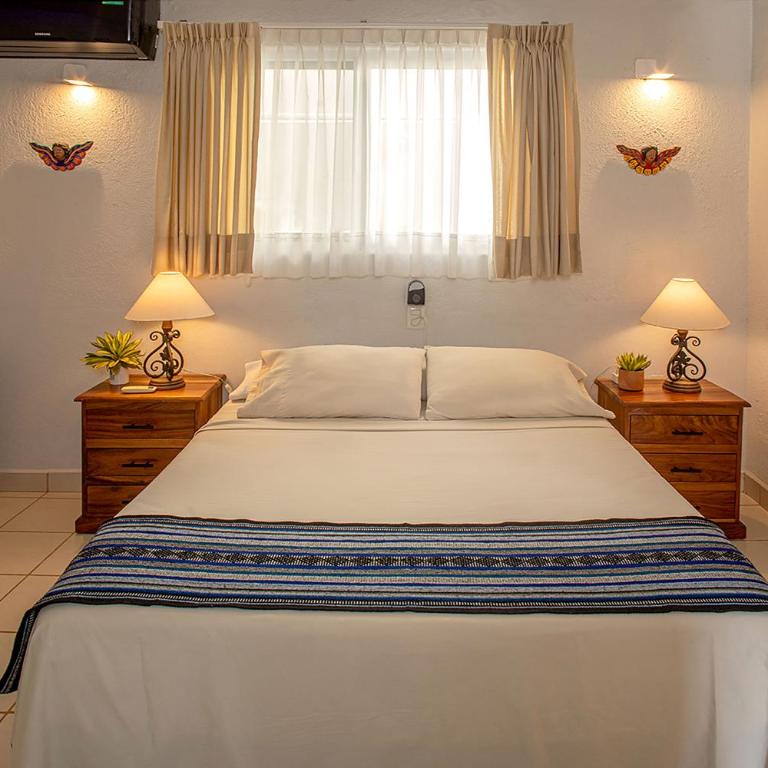 Hotel Zandoyo Bed & Breakfast - Habitación con cama grande - 2