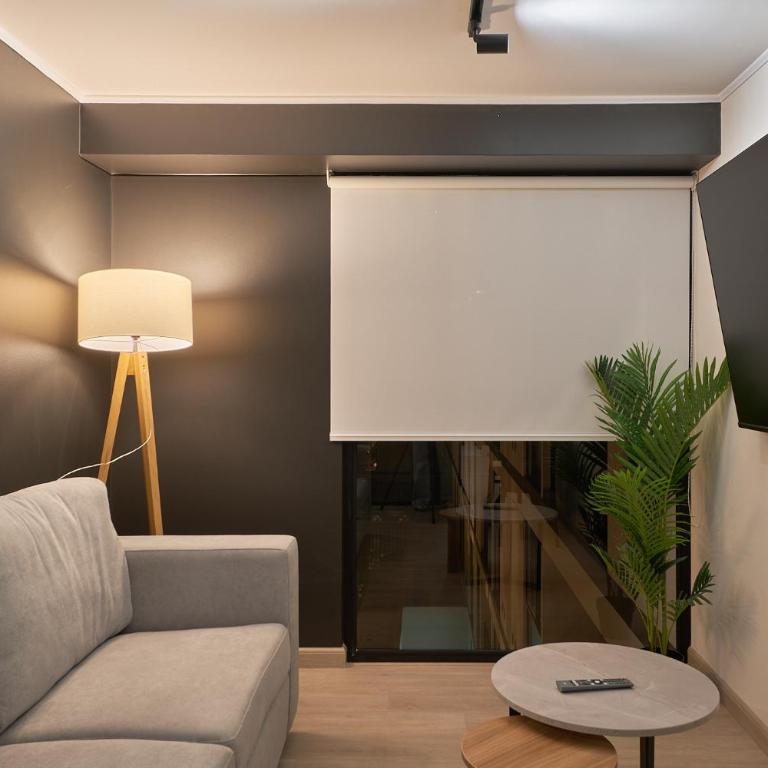 Larco 971 Luxury Stays by Geko - One-bedroom Loft Apartment - 12