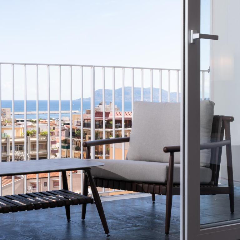 Skyline Boutique Hotel - Suite Queen con Vasca Idromassaggio - 11