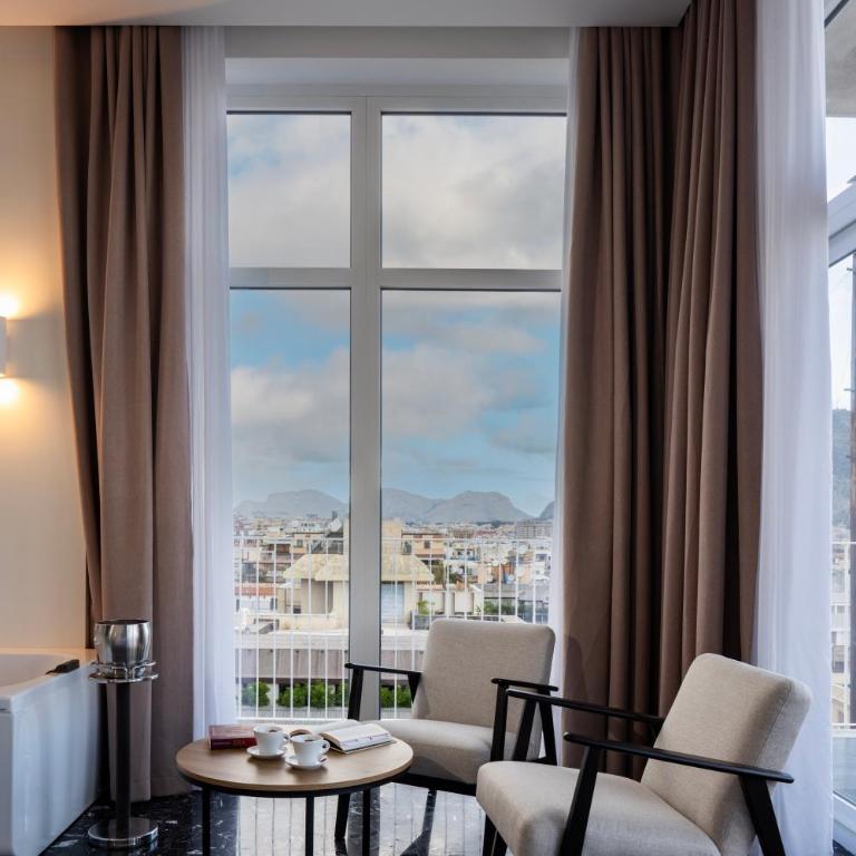 Skyline Boutique Hotel - Suite Queen con Vasca Idromassaggio - 24