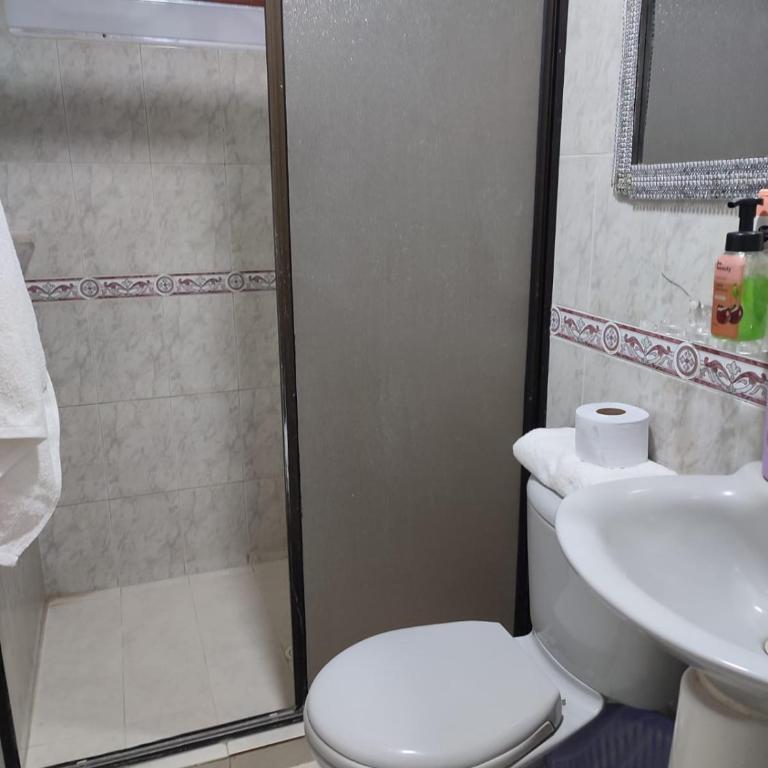 Hostal Marhú - Double Room with Private Bathroom - 9