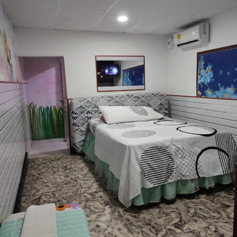 Hostal Marhú - Double Room with Private Bathroom - 7