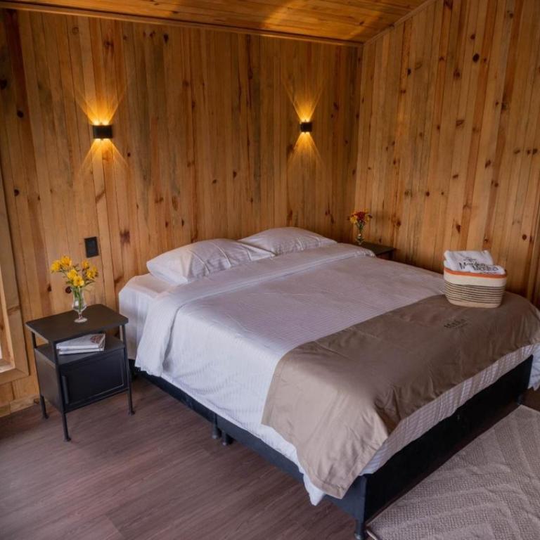 Ecohotel Mauka - Habitación Doble con baño privado - 1