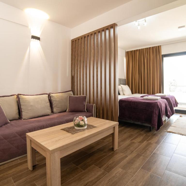 Hotel Lajka Luxury - Apartman sa Pogledom na Bazen - 12
