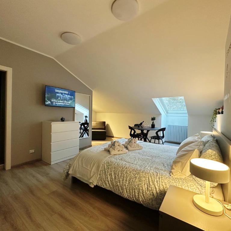 Turin Dreams - Camera Tripla con Bagno Privato - 5