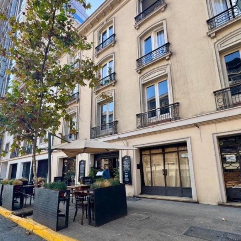 Apart Merced Home - One-Bedroom Apartment - 1
