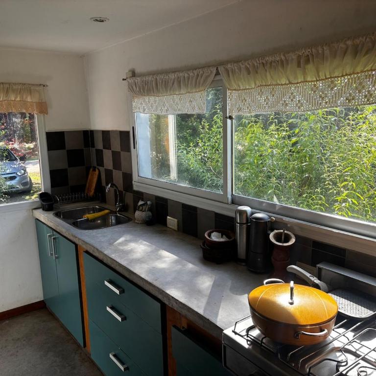 Chalet con amplio parque en Acantilados - Two-Bedroom House - 3