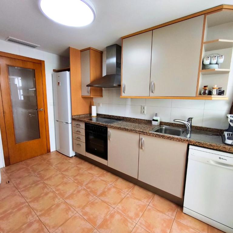 Apto en Cullera con terraza, piscina, parking y wifi gratis - Two-Bedroom Apartment with Terrace and Sea View - 22