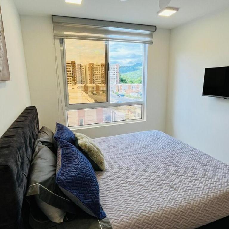 2 Piscinas en condominio y BBQ privado - Three-Bedroom Apartment - 3