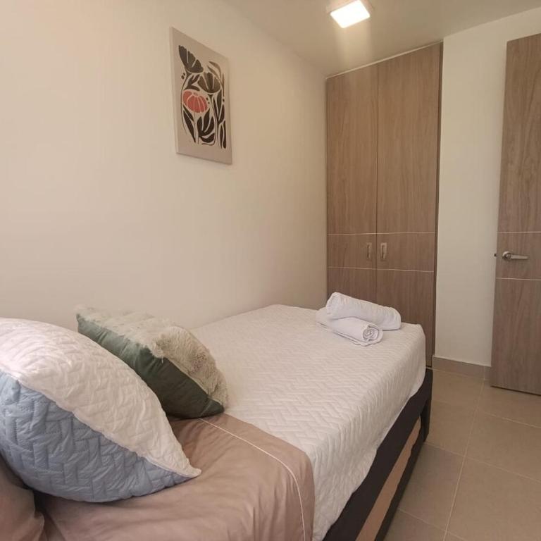 2 Piscinas en condominio y BBQ privado - Three-Bedroom Apartment - 25